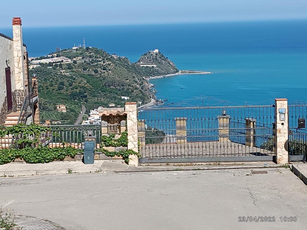Tra Cielo E Mare Apartment Capo d'Orlando Exterior photo